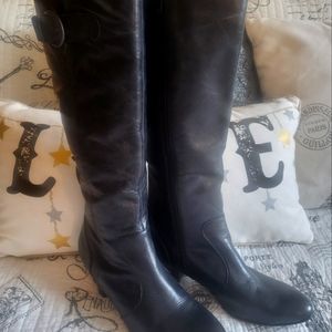 Women's black Born BOC knee boots